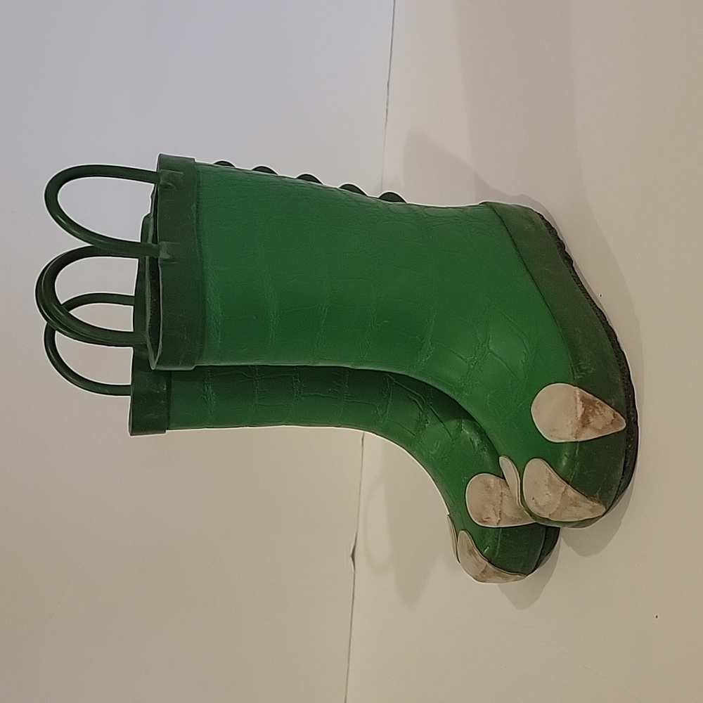 Target Dinosaur Boys Green Boots size 5